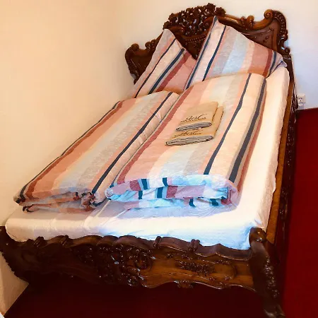 בית הארחה Just & Bar Gadebusch