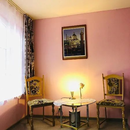 בית הארחה Just & Bar Gadebusch