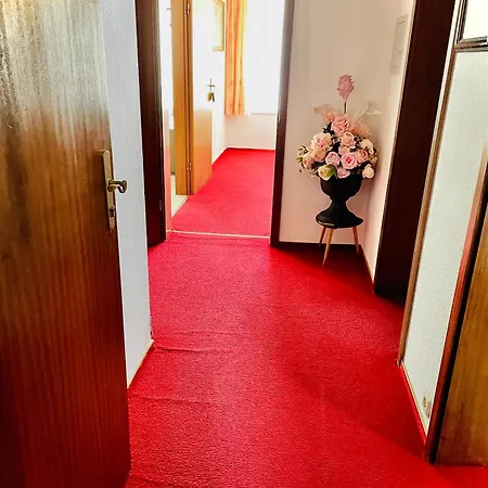 Just & Bar בית הארחה